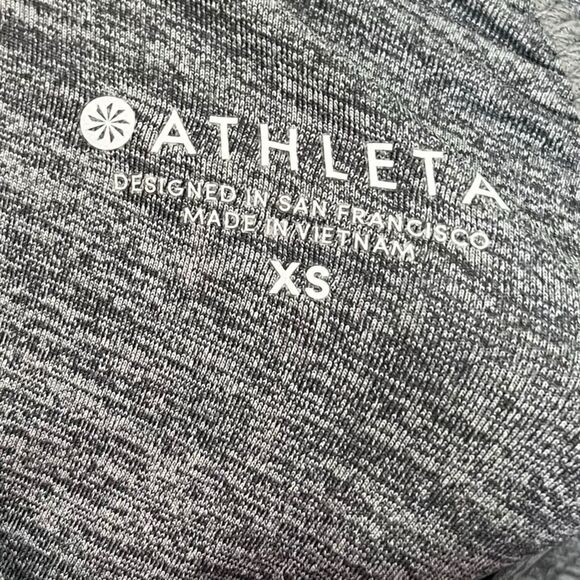 Athleta Pacifica Long Sleeve Top Gray XS Thumb Holes Ruched - Picture 14 of 14